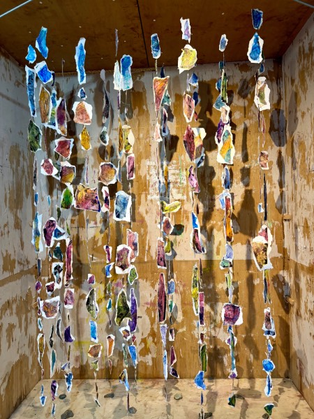 Falling Fragments, by Raya Dukhan, installation, Fukujusou, Kyoto, Japan